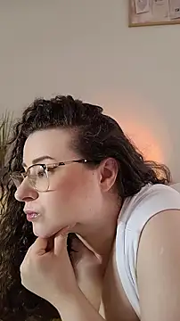 Elissa Floyd   online show from July 8, 10:09 am