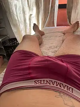 amobucetinha23 online show from May 18, 1:39 pm