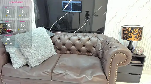 OliviaWilliamm online show from July 8, 11:48 am