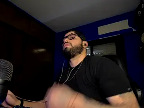 SirFausto foxy online show from May 19, 6:58 pm