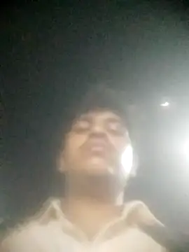 santhosh0105 online show from May 22, 2:12 pm