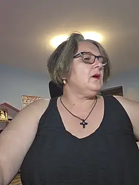 Snapshot of Diana_Diafan chatting on May 19, 4:57 pm Diana Diafan online show from May 19, 4:57 pm