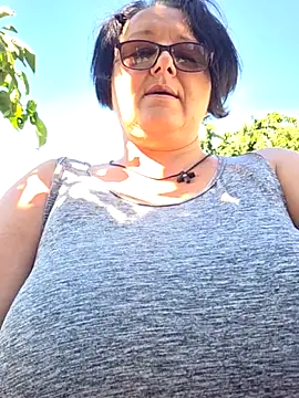 Snapshot of Diana_Diafan chatting on June 16, 7:33 am Diana Diafan online show from June 16, 7:33 am