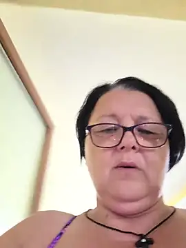 Snapshot of Diana_Diafan chatting on June 27, 8:41 am Diana Diafan online show from June 27, 8:41 am