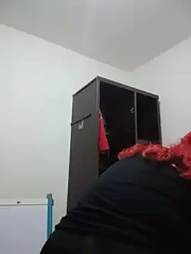 Snapshot of bruja_sscarlata chatting on June 2, 7:05 pm bruja sscarlata online show from June 2, 7:05 pm