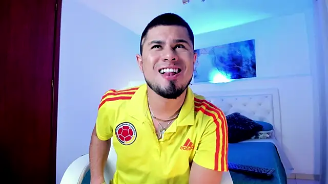 dominikvega online show from July 7, 1:26 pm