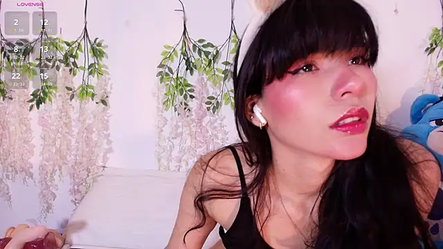nathalya summer  online show from August 5, 8:22 pm