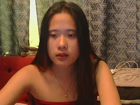 Snapshot of petiteasian_pinaygirl chatting on May 20, 7:47 am petiteasian pinaygirl online show from May 20, 7:47 am