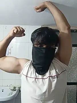 Snapshot of adil_cute chatting on May 22, 11:49 am adil cute online show from May 22, 11:49 am