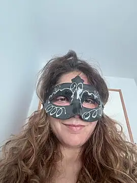 Snapshot of princy_mya chatting on May 19, 3:07 pm princy mya online show from May 19, 3:07 pm