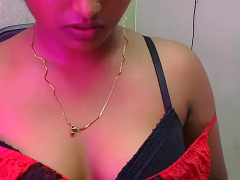 Snapshot of Itz-jasleen chatting on June 27, 5:12 am Itz-jasleen online show from June 27, 5:12 am