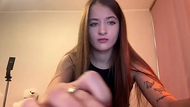 Snapshot of cute_nessy chatting on May 19, 4:35 pm cute nessy online show from May 19, 4:35 pm