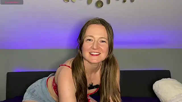 Snapshot of Cassianesta chatting on June 3, 8:14 pm Cassianesta online show from June 3, 8:14 pm