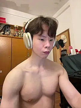 Snapshot of ivanzhuuu chatting on May 19, 5:41 pm ivanzhuuu online show from May 19, 5:41 pm