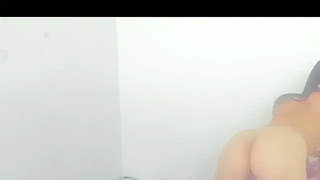 Anastasiax19 online show from July 6, 3:25 am