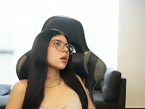Mia Storm18 online show from June 2, 2:52 pm