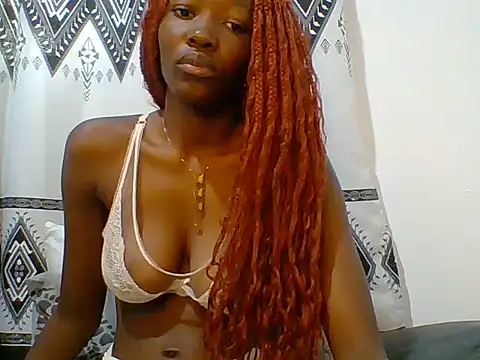 Shania loveer online show from July 4, 8:20 am