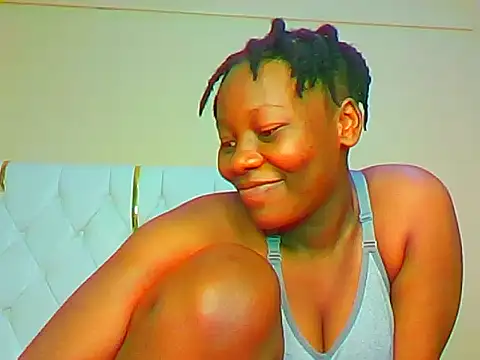 spicyboobs66 online show from May 22, 9:20 pm