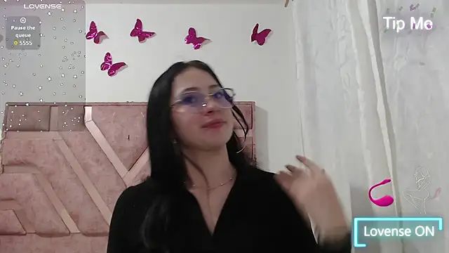 Angel-Hott  online show from July 2, 4:07 am