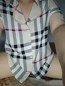 Snapshot of Nhu-babi chatting on July 8, 6:56 pm Nhu-babi online show from July 8, 6:56 pm