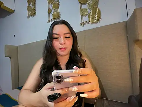lustfull bella online show from July 10, 3:47 pm
