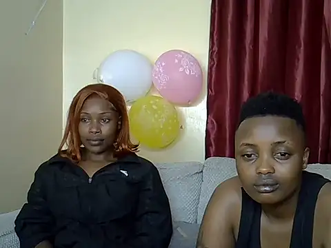 Snapshot of ebonyafriqueen1 chatting on May 22, 5:40 pm ebonyafriqueen1 online show from May 22, 5:40 pm