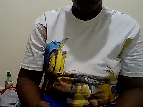 Snapshot of Kaydeer123 chatting on May 20, 9:37 am Kaydeer123 online show from May 20, 9:37 am