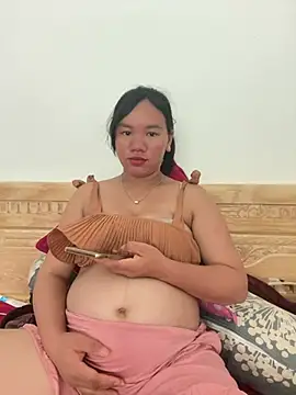 Snapshot of Suki-love chatting on June 25, 5:34 am Suki-love online show from June 25, 5:34 am