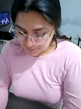 morena95  online show from June 3, 1:46 pm