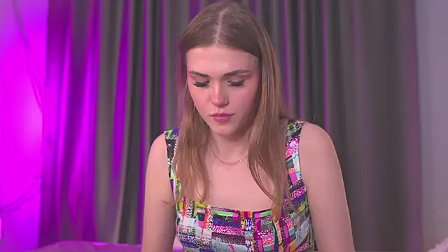 Snapshot of Ellizabethh chatting on May 23, 3:05 pm Ellizabethh online show from May 23, 3:05 pm