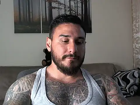 Snapshot of Gymdominus chatting on May 20, 4:02 pm Gymdominus online show from May 20, 4:02 pm
