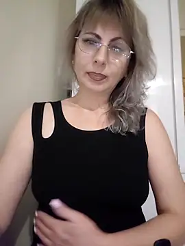Kitty-MEOWW online show from June 8, 10:21 pm
