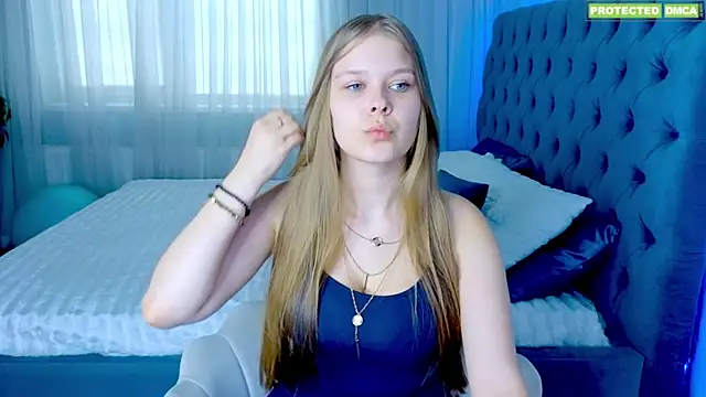 Snapshot of Helena_TVS chatting on July 7, 9:46 am Helena TVS online show from July 7, 9:46 am
