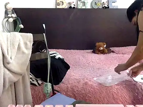 mommy-flabia online show from July 1, 8:41 pm