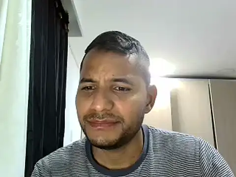 Snapshot of Bruno_vip chatting on July 16, 11:44 pm Bruno vip online show from July 16, 11:44 pm