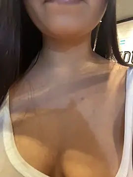 Snapshot of maria_lunag chatting on June 21, 3:09 am maria lunag online show from June 21, 3:09 am
