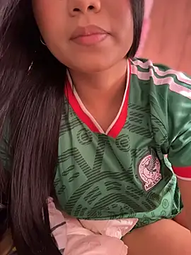 Snapshot of maria_lunag chatting on July 5, 10:17 pm maria lunag online show from July 5, 10:17 pm