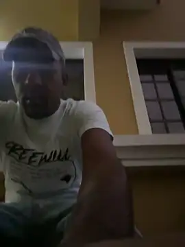 Snapshot of rafa037 chatting on May 23, 11:31 pm rafa037 online show from May 23, 11:31 pm