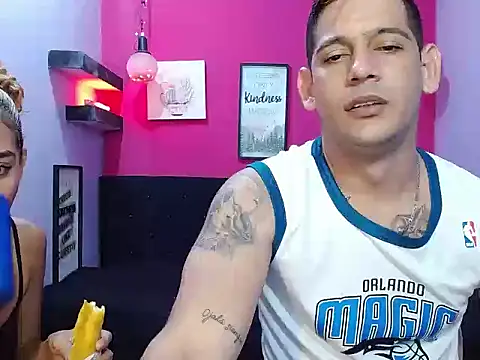 Snapshot of horny_destroy chatting on June 5, 1:17 pm horny destroy online show from June 5, 1:17 pm