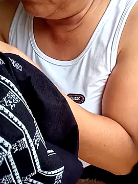 Bong sexy online show from June 29, 8:31 am