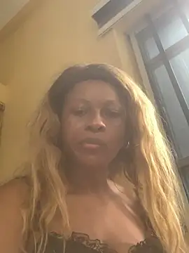 Snapshot of Tara255 chatting on May 22, 8:53 am Tara255 online show from May 22, 8:53 am