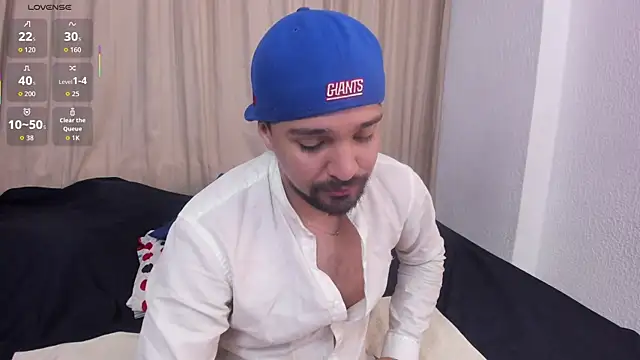 Snapshot of max_ed chatting on June 18, 11:25 am max ed online show from June 18, 11:25 am