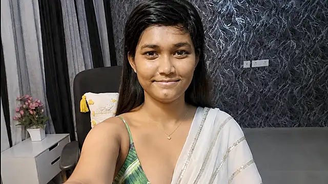 Snapshot of Arshigupta88 chatting on May 21, 5:31 pm Arshigupta88 online show from May 21, 5:31 pm
