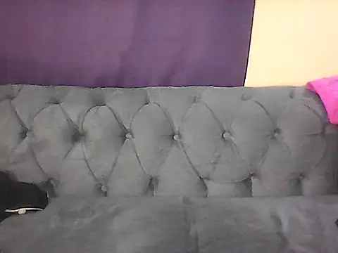 Hott tash online show from June 18, 5:39 pm