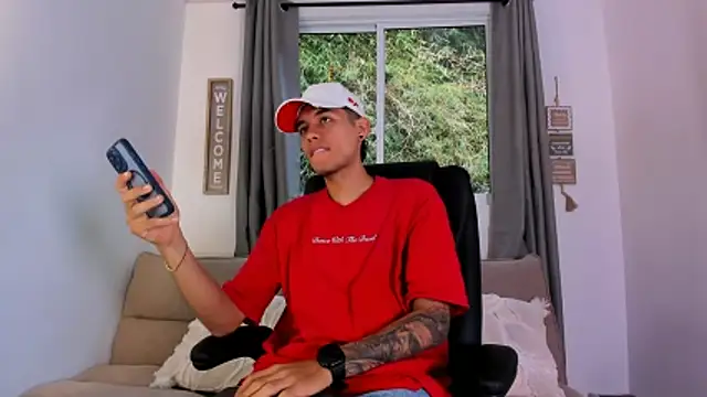 Snapshot of NickCopeer_ chatting on June 3, 12:08 pm NickCopeer online show from June 3, 12:08 pm