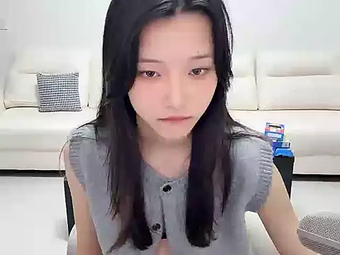 jiajia girl online show from June 6, 11:15 am