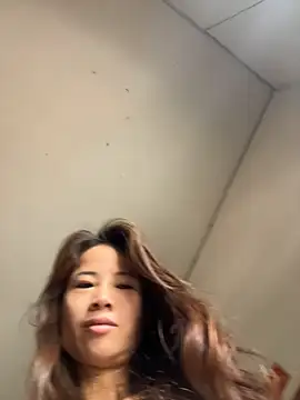 kiss loo online show from June 9, 1:50 am