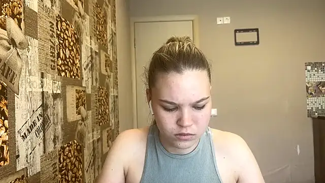 HellyRay online show from June 8, 1:22 pm