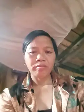 Snapshot of Elfledaa chatting on June 21, 10:07 am Elfledaa online show from June 21, 10:07 am