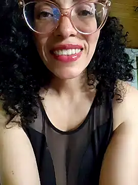 Snapshot of LUCI_LOVE chatting on December 31, 8:02 pm LUCI LOVE online show from December 31, 8:02 pm